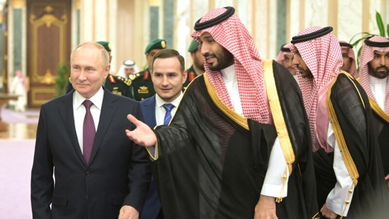 რუსეთი და საუდის არაბეთი OPEC+-ის ქვეყნებს მოუწოდებენ შეუერთდნენ ნავთობის შემცირებას