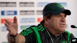 Pelatih timnas Meksiko, Miguel Herrera mengatakan kepada para pemainnya untuk tidak makan daging merah (foto: dok).