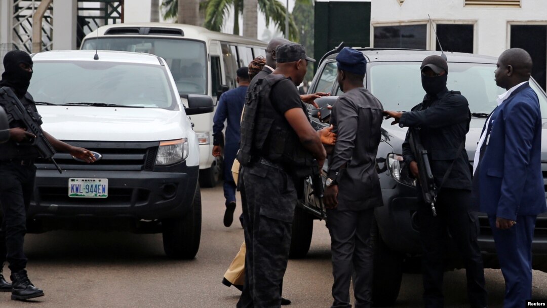 Jami'an Hukumar Tsaro Ta Farin Kaya a Gaban Majalisar Dokokin Najeriya a Abuja