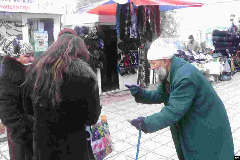 Qarilikda gadolikka uchragan mo'ysafid