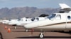 Sejumlah pesawat jet pribadi parkir di Bandara Scottsdale, Arizona, Amerika Serikat, 27 Januari 2015. (Foto: Ross D. Franklin/AP Photo)