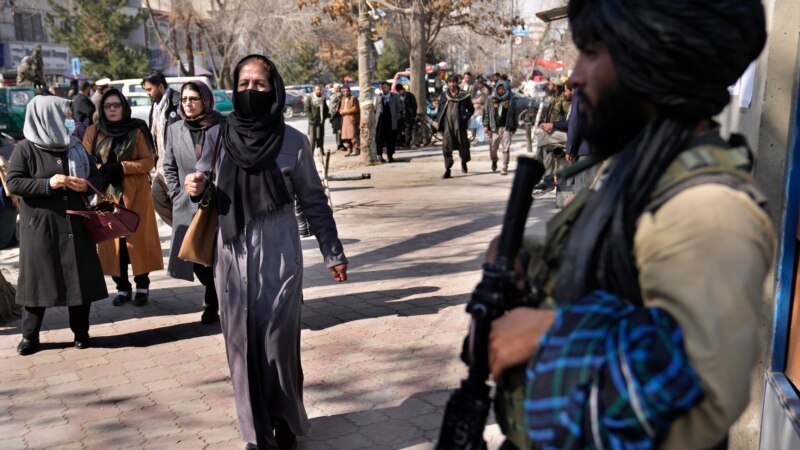 نەتەوە یەکگرتووەکان جارێکی دیکە داوا لە تاڵیبان دەکاتەوە کۆتایی بە کۆتوبەندەکانی سەر ژنانی ئەفغانی بهێنێت