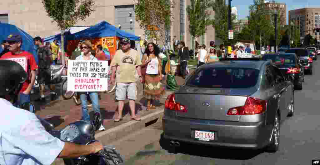 "35+ yıldır kuzu gibi vergilerimi ödüyorum herkesin ödemisi gerekmez mi?"