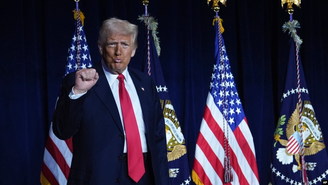 Predsjednik Donald Trump na Nacionalnom molitvenom doručku u Washingtonu, 6. februara 2025. (Foto: AP/Evan Vucci)