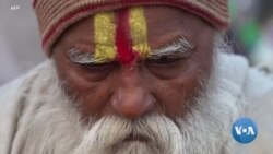 Inde: les hindous se rassemblent pour le plus grand festival religieux du monde