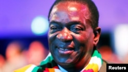 VaEmmerson Mnangagwa vakadzinga basa vanachiremba makumi manomwe nevanomwe.