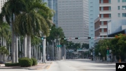 Une rue fantôme à Miami, Floride, 8 septembre 2017.