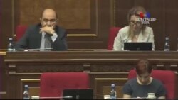 Պատգամավորական «կլասիկ մակարդակ», մի բաժակ մածուն և «տոկսիկ ելույթներ»․ վեճը շարունակվում է ԵՊՀ շուրջ