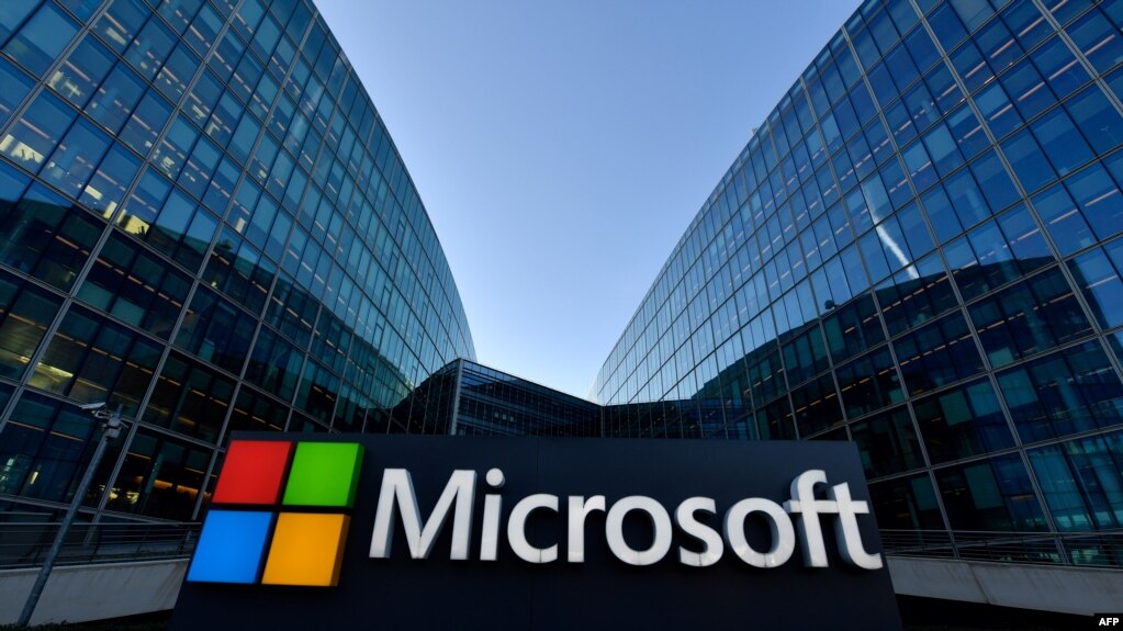 资料照片：美国微软公司在其法国总部的标志。(2018年3月6日)(photo:VOA)