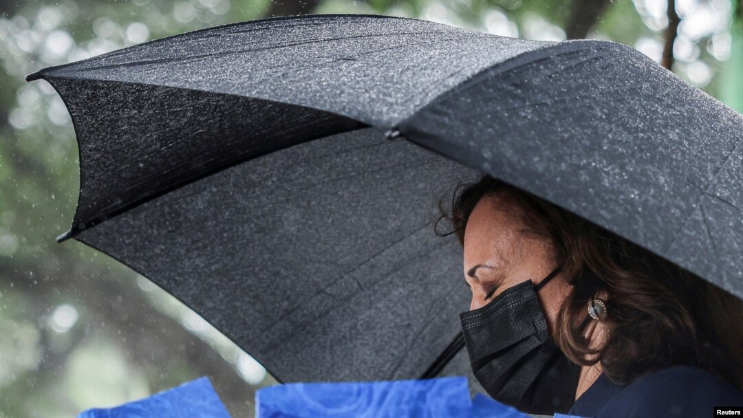 ARHIVA - Potpredsednica SAD Kamala Haris (Foto: Reuters/Evelyn Hockstein)