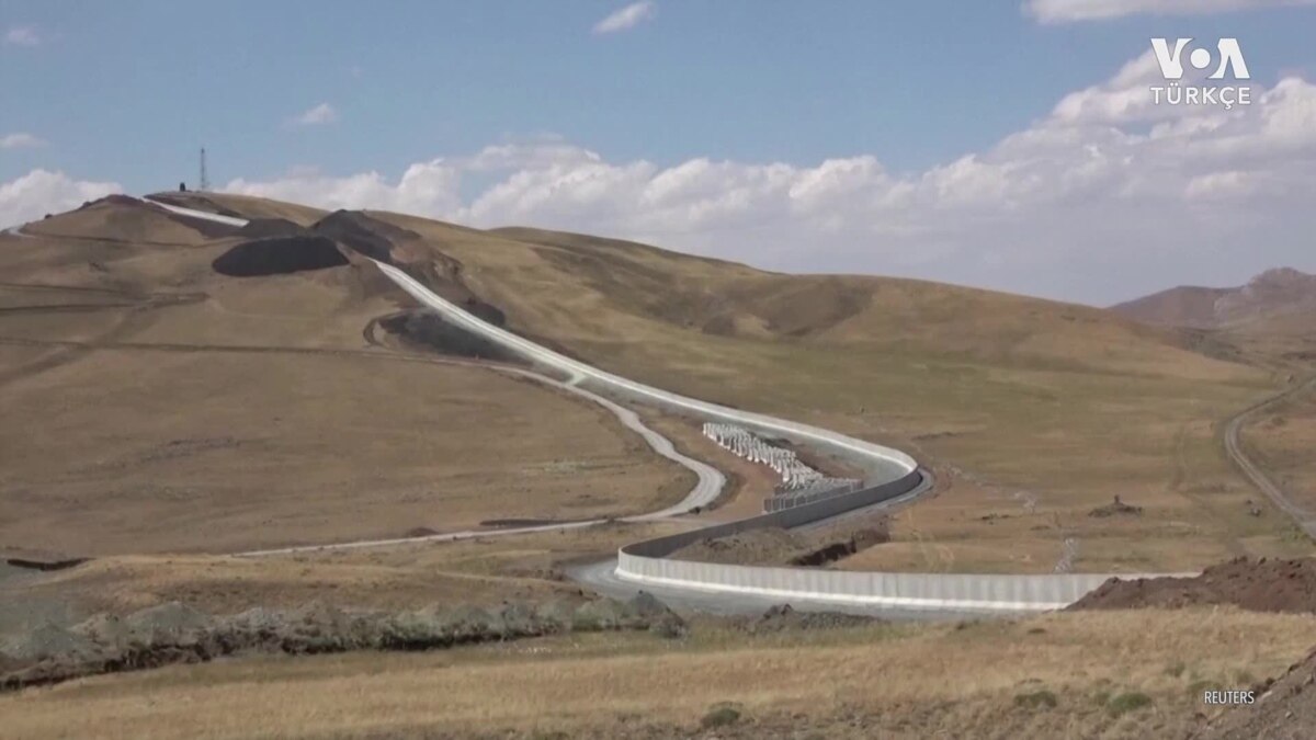 İranTürkiye Sınırına Göçmenlere Karşı Duvar