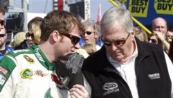 Dale Earnhardt, Jr., ganador de la carrera Coke Zero 400, relata lo horrorosa escena del accidente.