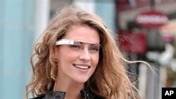 Google meluncurkan 'Project Glass', kacamata masa depan yang terhubung dengan internet (Foto: dok)