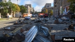 Фото: руйнування в Києві після ракетних ударів, 10 жовтня 2022 року. REUTERS/Vladyslav Musiienko