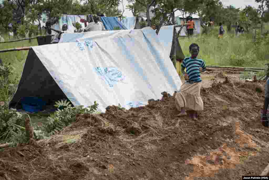 A makeshift shelter in the refugee camp.
