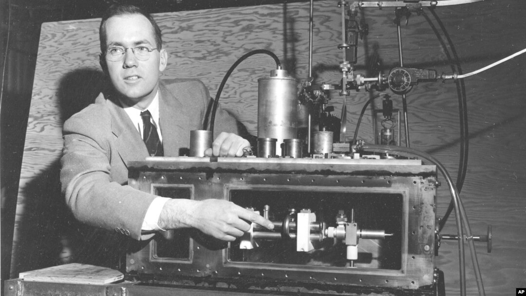 Obit Laser Inventor