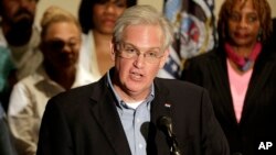 El gobernador de Missouri, Jay Nixon, aseguró que no permitirá más violencia en la ciudad de Ferguson.