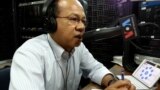 Ok Serei Sopheak, a governance specialist, talks on Hello VOA radio call-in show, file photo. 