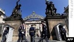 Kabineti çek miraton një projektligj që kompenson kishat për pronat e konfiskuara
