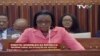 Une image de la télévision mozambicaine montre la magistrate Beatriz Buchili devant l’Assemblée nationale, Maputo, 18 avril 2017. (Twitter/Tomas Queface)