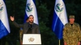 El presidente de El Salvador, Nayib Bukele, participa en una ceremonia conmemorativa del Día de la Independencia del país, en Ciudad Arce, El Salvador, el 15 de septiembre de 2024. REUTERS/José cabezas