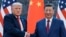 唐纳德·特朗普总统在北京人民大会堂与中国国家主席习近平握手。(2026年5月14日) 
