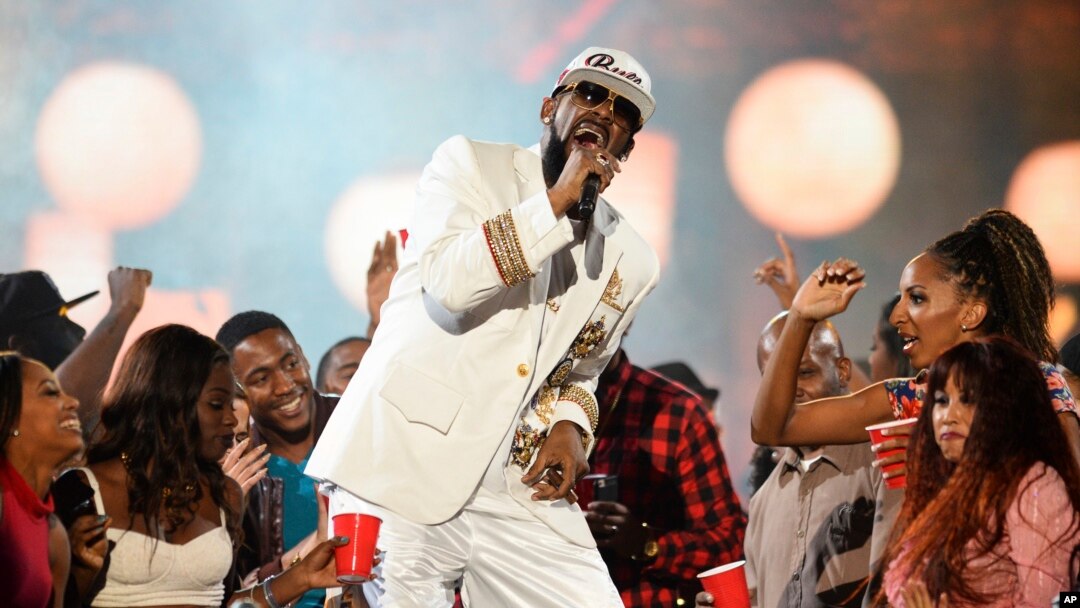 R Kelly Marriage Lawsuit