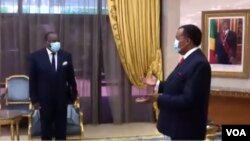 François Louncény Fall mokambi ya Bureau ya ONU na etuka ya Afrika ya kati (G) akutani na président Denis Sassou N'Guesso ya Congo-Brazzaville, na Brazzaville. 18 novembre 2020.