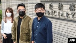 En esta foto de archivo tomada el 23 de noviembre de 2020, aparecen los activistas prodemocracia Agnes Chow, Ivan Lam y Joshua Wong. 