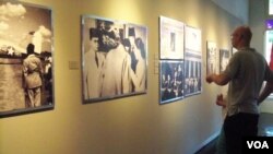 Pameran foto Perjuangan Kemerdekaan RI di Galeri Foto Jurnalistik Antara, Jakarta (Foto: VOA/Budi Nahaba)