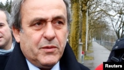 Michel Platini arrive au QG de la FIFA, Suisse, le 15 février 2019.