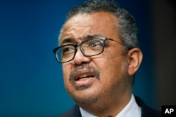 Sekjen WHO, Tedros Adhanom Ghebreyesus, berbicara dalam konferensi pers di KTT Uni Eropa-Afrika di Brussels pada 18 Februari 2022. (Foto: via AP)