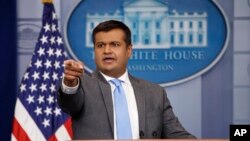 Raj Shah, mai magana da yawun Fadar Shugaban Amurka