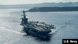 美軍“羅斯福”號（USS Theodore Roosevelt）航母2020年5月21日駛離關島，前往菲律賓海執行任務。