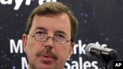 因个人履历有不实信息而辞职的雅虎首席执行官汤普森(资料照片)