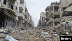 Tengkorak nomor 9, salah satu dari 17 tengkorak yang ditemukan di di gua Sima de los Huesos di Spanyol utara. Fosil-fosil ini diperkirakan berasal dari periode 430.000 tahun yang lalu, atau 100.000 lebih awal dari yang sebelumnya dilaporkan.&nbsp;(Madrid Scientific Films/Javier Trueba)