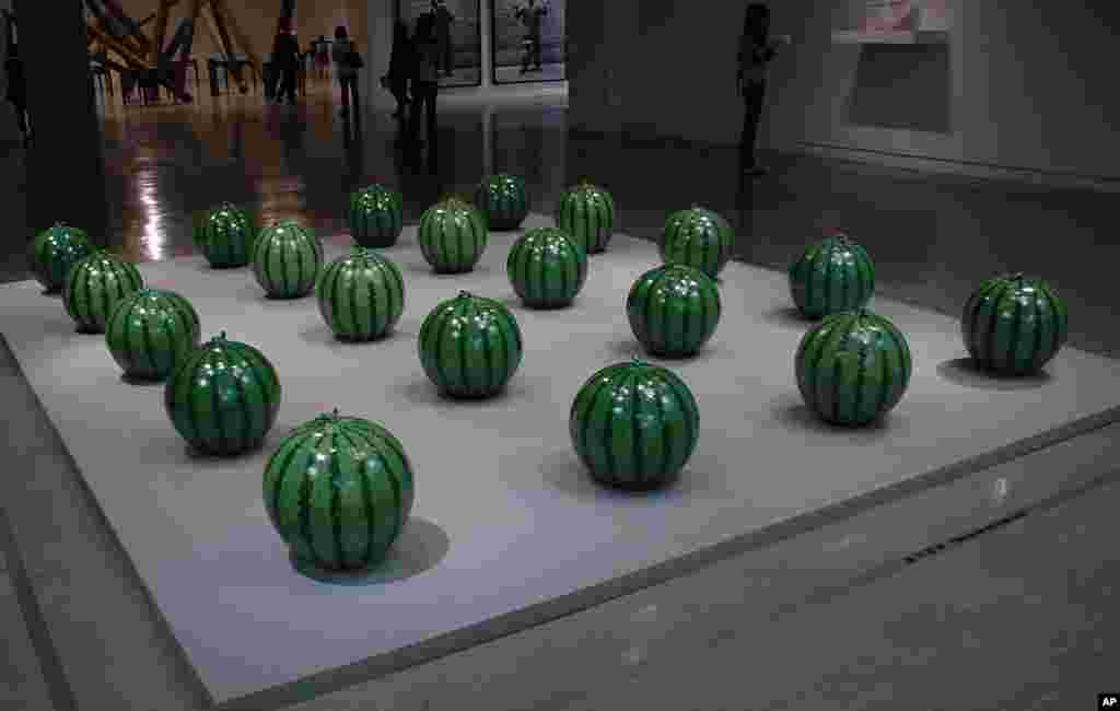 20个瓷西瓜绿油油