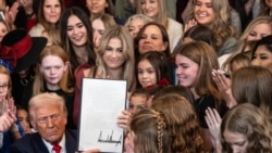 Donald Trump ye a bolonɔ bila sariya dɔ la min nyesilen be cɛnimusoya kɛbagaw ma