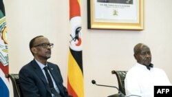 Perezida Kagame w'u Rwanda na Perezida Museveni wa Uganda. 