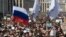 Protesters gather at a central street to rally against authorities' move to block parts of the internet in Russia in Moscow, Russia, April 30, 2018. 