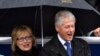 Los Clinton sin dinero al dejar Casa Blanca