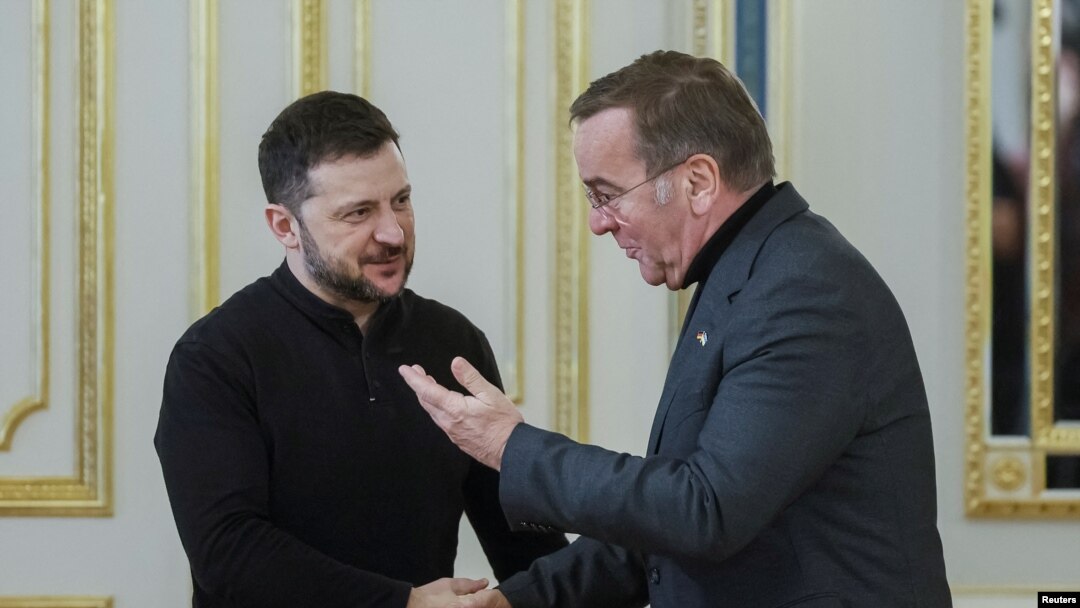 Perezida Volodymr Zelenskyy wa Ukraine aramukanya na Ministri w'ingabo w'Ubudage Boris Pistorius.