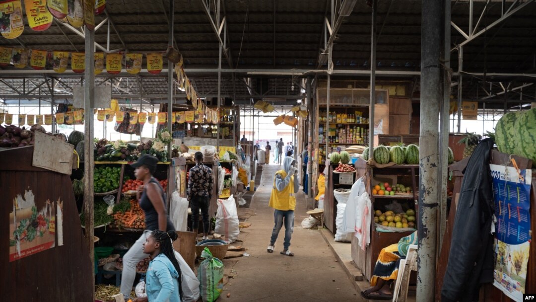 Amwe mu masoko yo mu Rwanda 