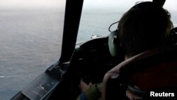 Pomorski nadzorni avion Kraljevskog kanadskog ratnog zrakoplovstva CP-140 Aurora traži nestalu podmornicu OceanGate