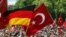 Almanya'da Türklerin Kültürel Katkısı Tartışılıyor