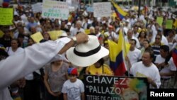 Venezolanos residentes en Miami en una de sus habituales protestas contra el presidente Chávez.