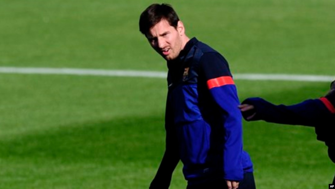 Lionel Messi siap tampil kembali bermain untuk Barca setelah dua bulan absen karena mengalami cedera kaki (foto: dok). 
