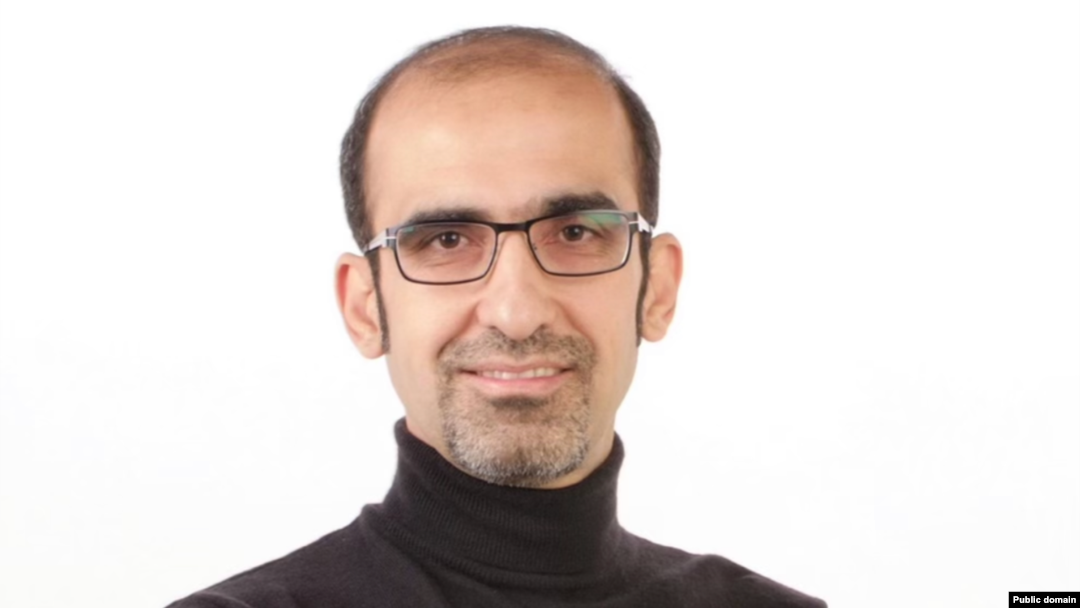 دکتۆر سەڵاحەدین ئەحمەد