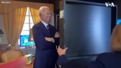 法国蜡像馆揭幕拜登蜡像