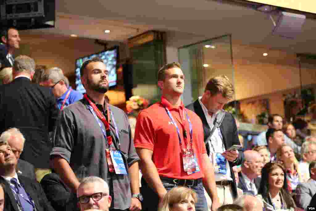 Delegates boo after Texas Senator Ted Cruz declines to endorse Donal Trump as the Republican party&#39;s presidential nominee, at the Republican National Convention in Cleveland, Ohio, July 20, 2016. (Photo: A. Shaker / VOA)